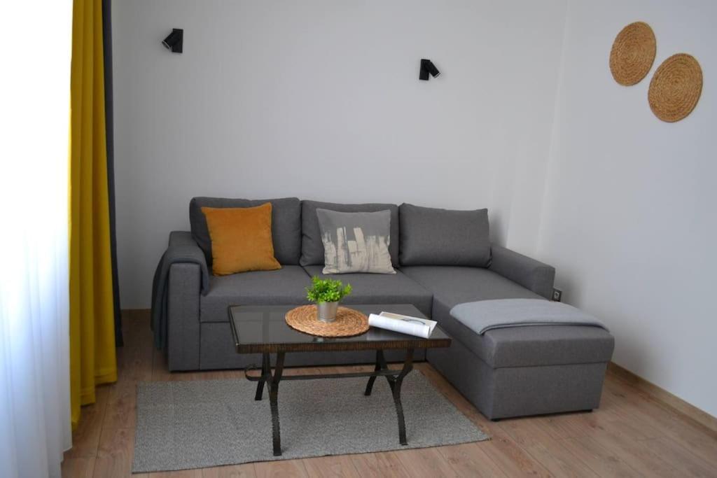 Modern City Center 2 Bedroom Apartment Sofia Eksteriør bilde