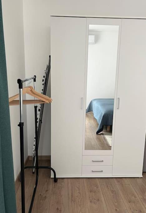 Modern City Center 2 Bedroom Apartment Sofia Eksteriør bilde